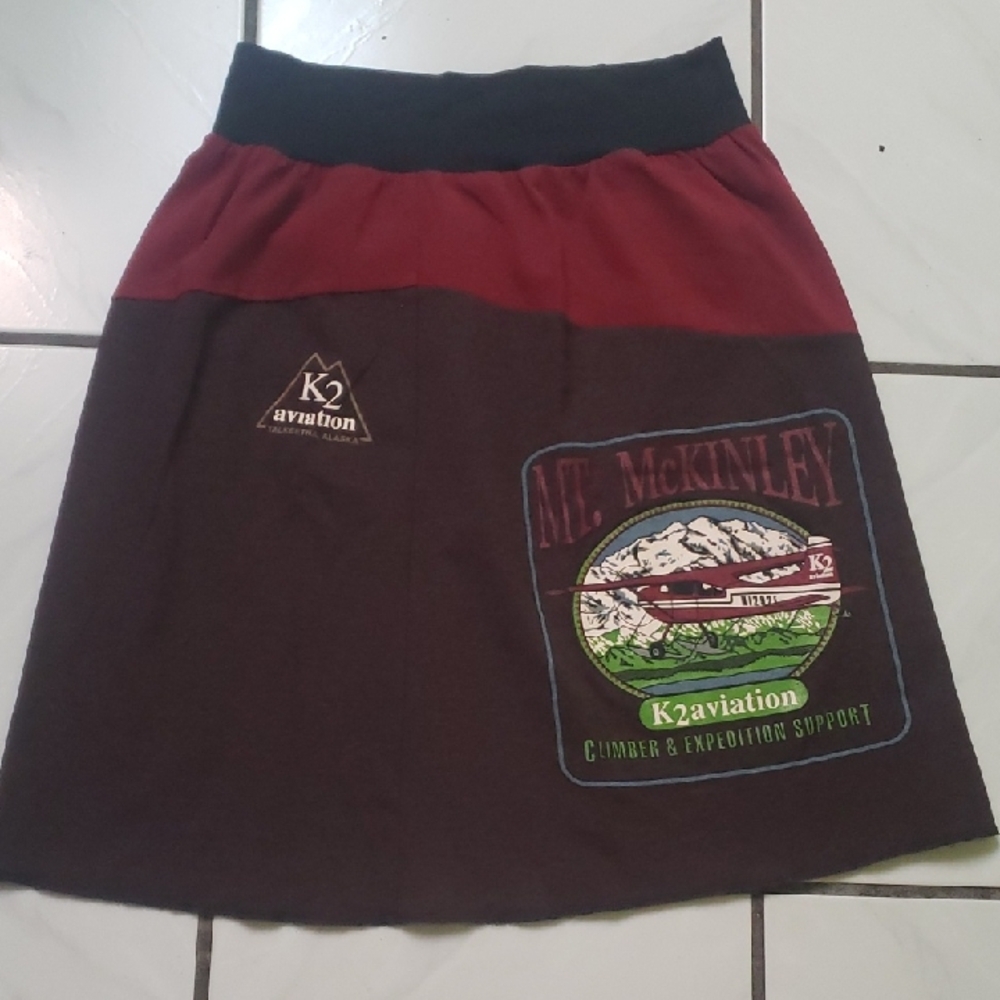 Vintage handmade "Mt.McKinley, K2Aviation, Alaska" maroon, lime and black Skirt